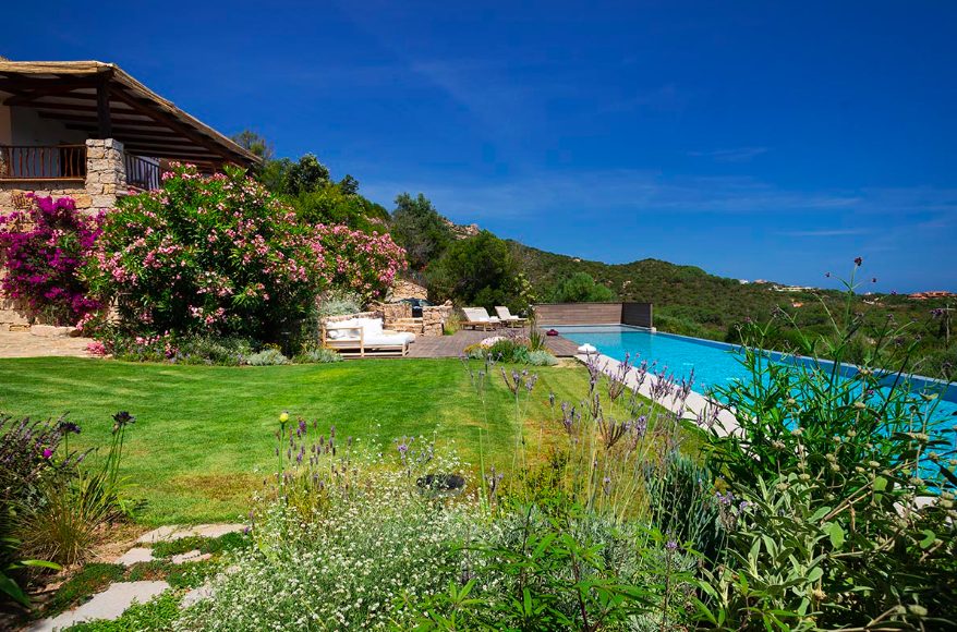 Luxury-Villa-Living-Villa-Coast-Sardinia–04-22 at 12.56.45