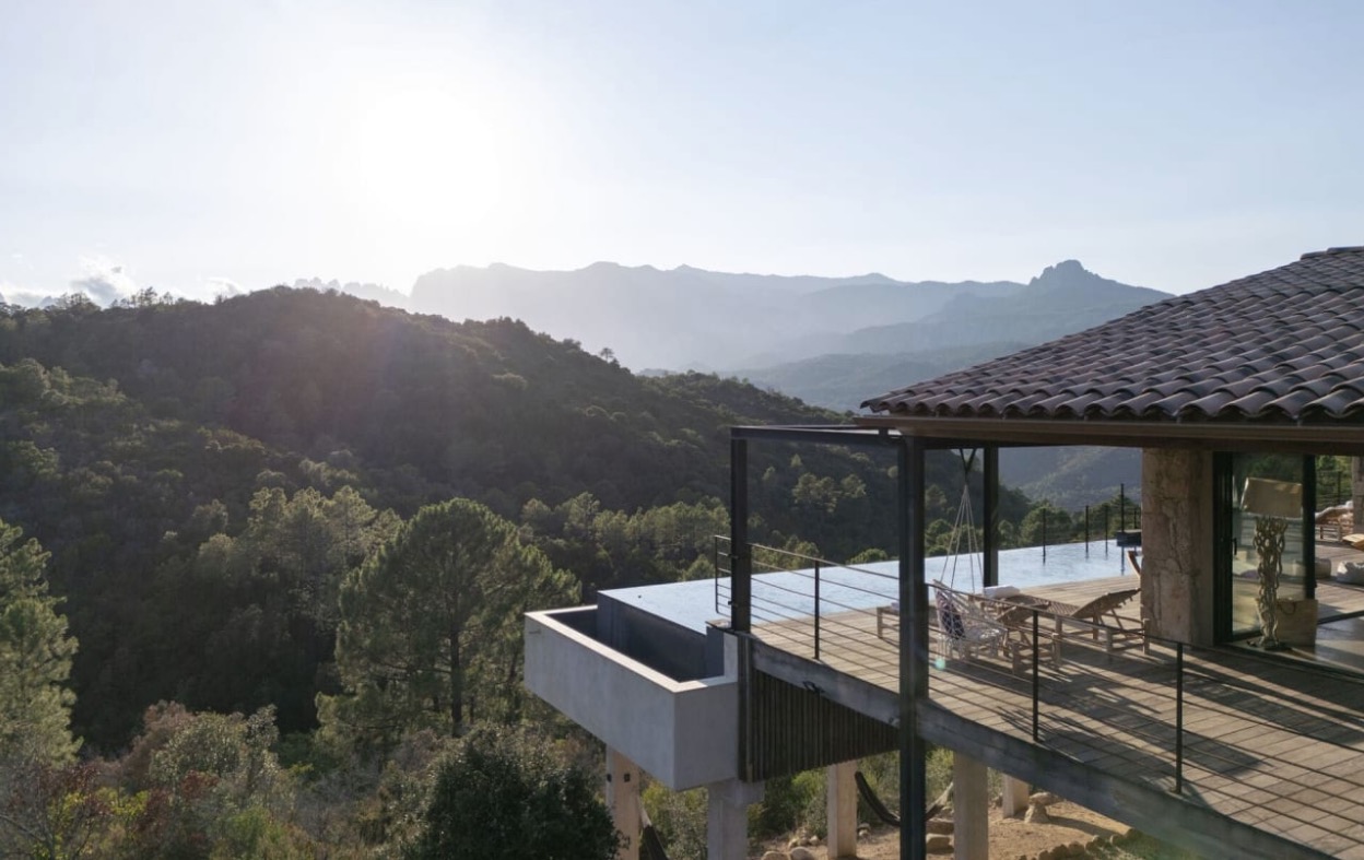 Luxury-Villa-Living-Villa-Noir-Corsica-27