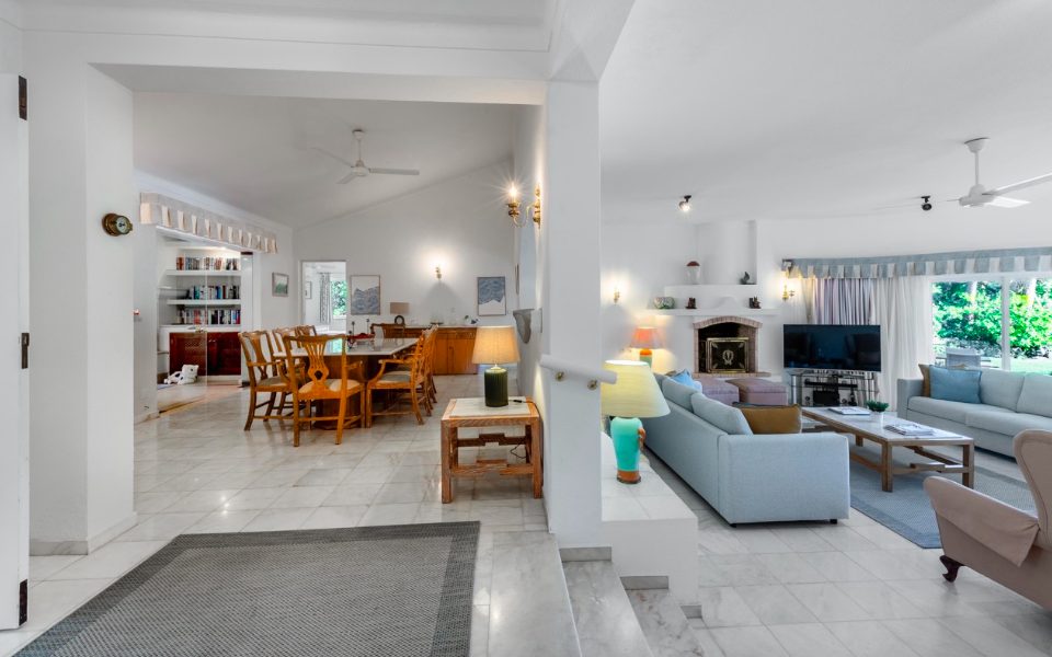 Luxury-Villa-Living-Villa-Pinto-Portugal–04-17 at 10.00.24