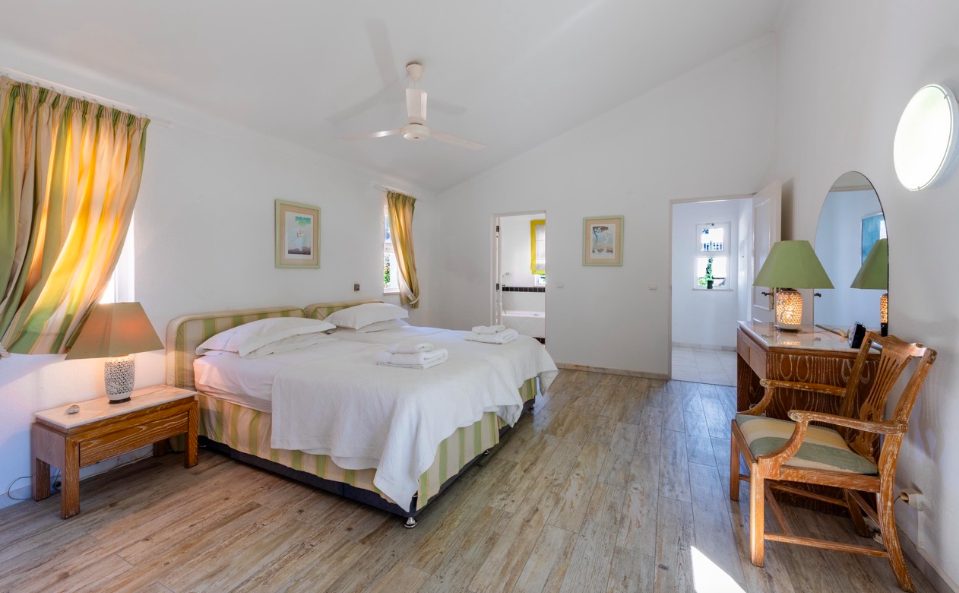 Luxury-Villa-Living-Villa-Pinto-Portugal–04-17 at 10.03.22