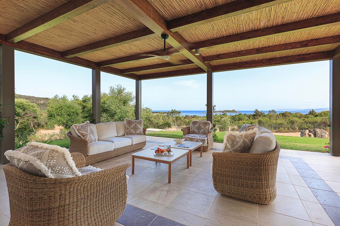 Luxury-Villa-Living-Villa-Porto-Sardinia-19