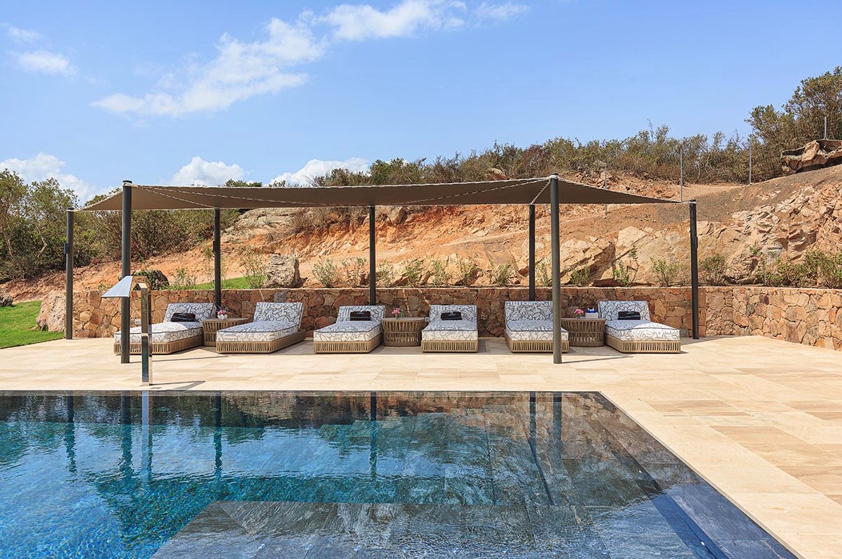 Luxury-Villa-Living-Villa-Porto-Sardinia-26