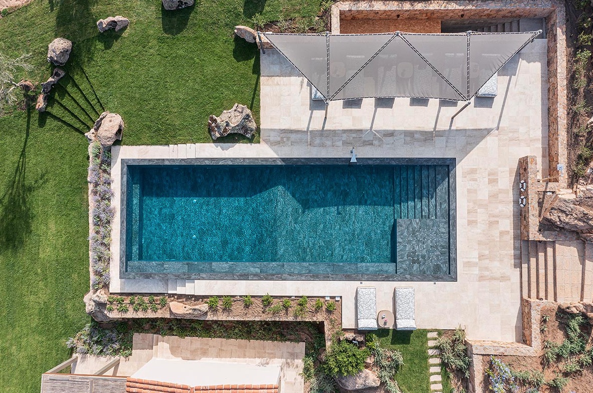 Luxury-Villa-Living-Villa-Porto-Sardinia-32