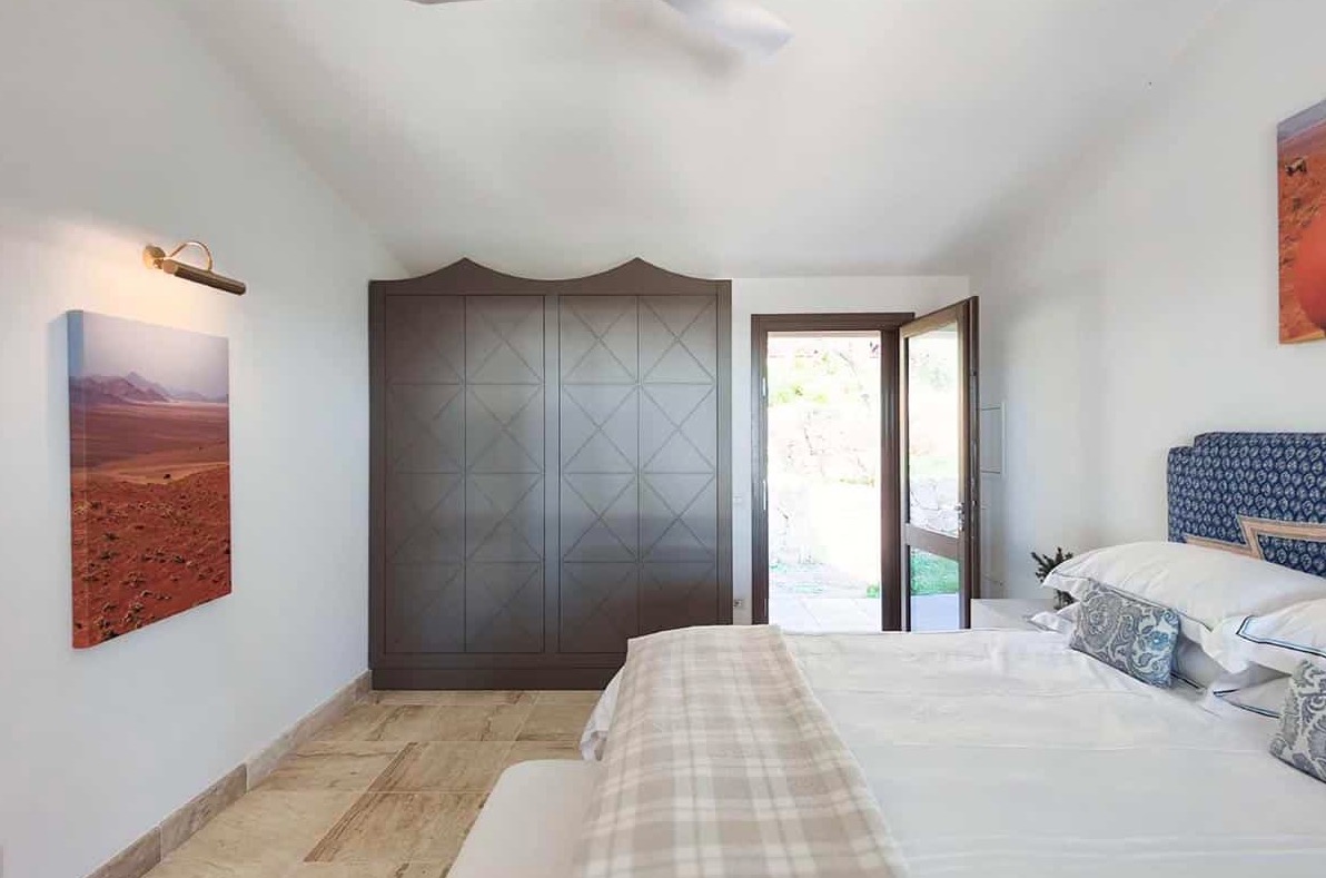 Luxury-Villa-Living-Villa-Porto-Sardinia-7