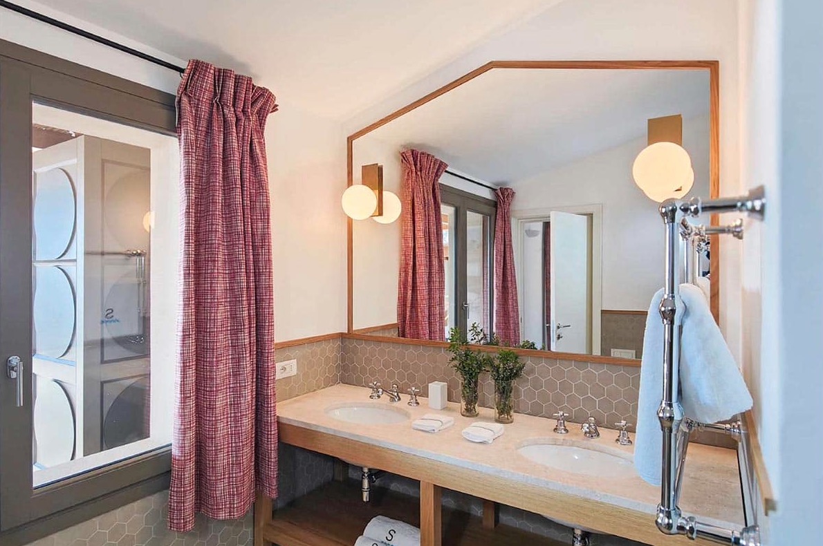 Luxury-Villa-Living-Villa-Porto-Sardinia-8