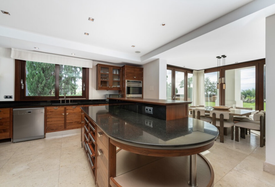 Luxury-Villa-Living-Villa-Remiro-Marbella-17 Luxury-Villa-Living-Villa-Remiro-Marbella-17