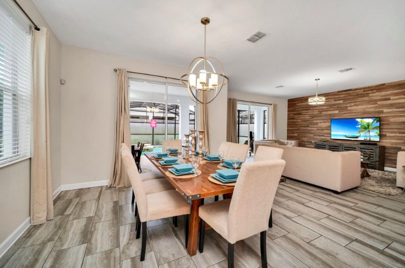 Luxury-Villa-Living-Villa-cosmo-USA–04-30 at 14.36.21