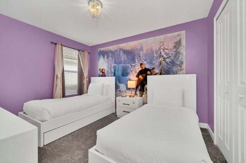 Luxury-Villa-Living-Villa-cosmo-USA–04-30 at 14.37.56