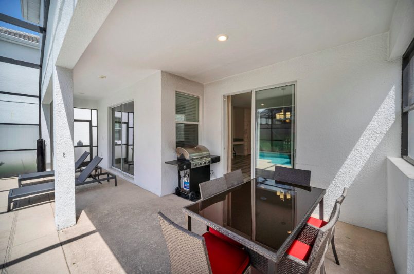 Luxury-Villa-Living-Villa-cosmo-USA–04-30 at 14.38.26