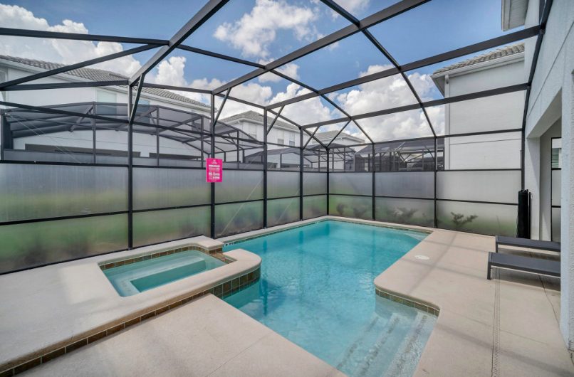 Luxury-Villa-Living-Villa-cosmo-USA–04-30 at 14.38.38