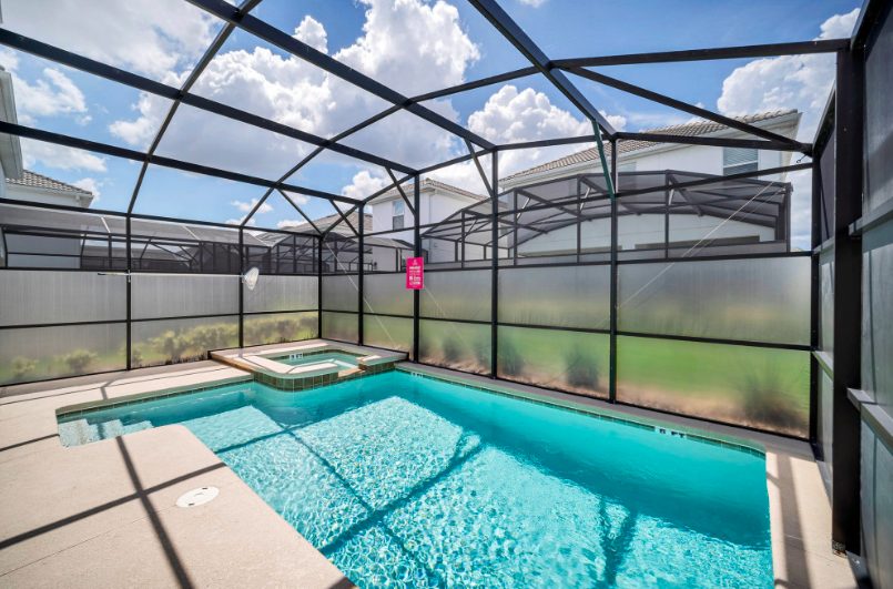 Luxury-Villa-Living-Villa-cosmo-USA–04-30 at 14.38.47