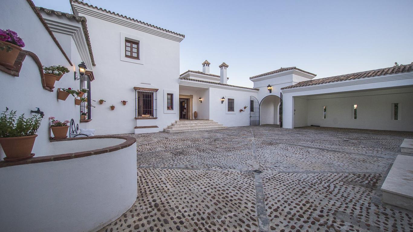 Luxury_Villa_Living_Villa_Amat_Ronda_Andalucia_Spain18