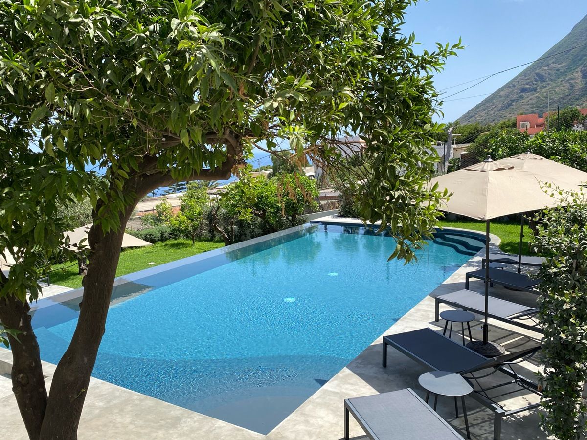Luxury_Villa_Living_Villa_Aquilino_Salina_Sicily_Italy1 Luxury_Villa_Living_Villa_Aquilino_Salina_Sicily_Italy1