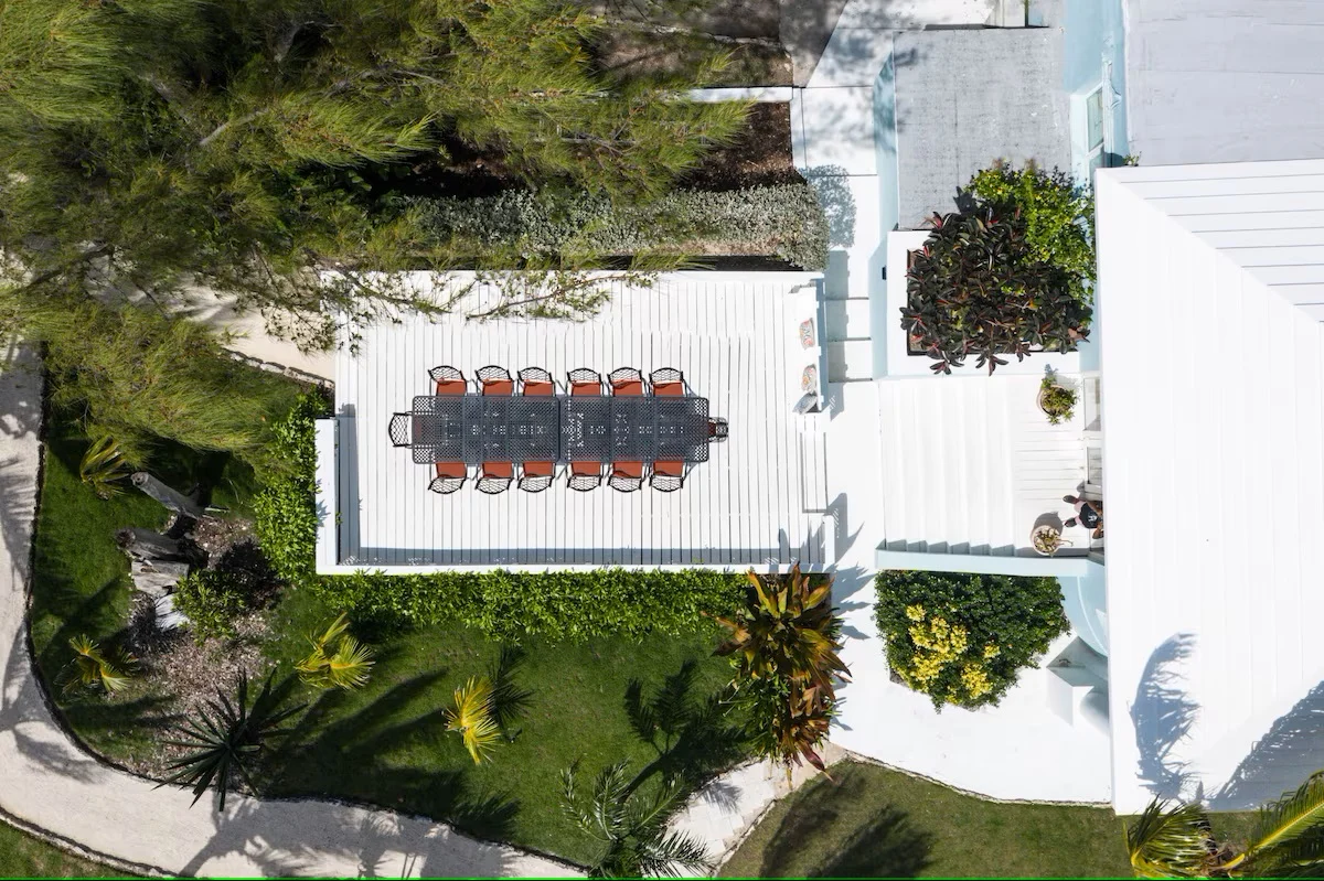 luxury-villa-living-middle-cay-harbour-island-bahamas-5