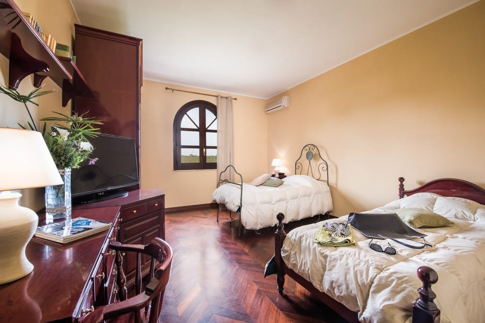 LVL-Luxury-4-Bed-VillA-SICILY-VILLA-DEL-BUTTERFLY-8