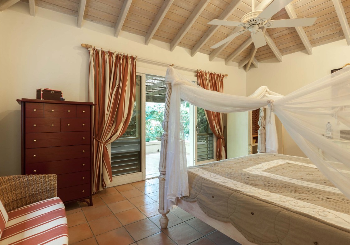 Luxury-Villa-Living-Galley-Bay-Heights-2-Antigua8