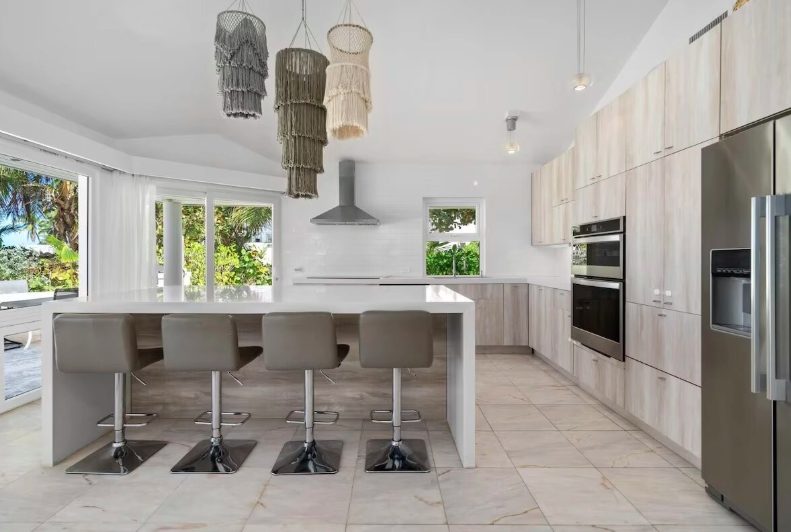 Luxury-Villa-Living-Sunsational-Bahamas–05-19 at 15.10.53 Luxury-Villa-Living-Sunsational-Bahamas–05-19 at 15.10.53