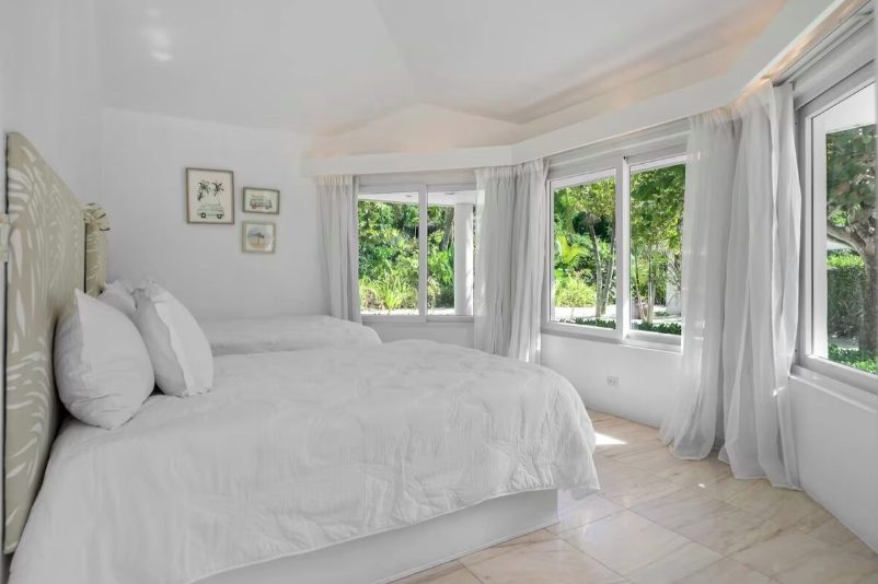 Luxury-Villa-Living-Sunsational-Bahamas–05-19 at 15.11.28 Luxury-Villa-Living-Sunsational-Bahamas–05-19 at 15.11.28