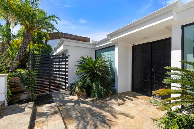 Luxury-Villa-Living-Villa-Angel-LA-USA–05-20 at 12.44.21