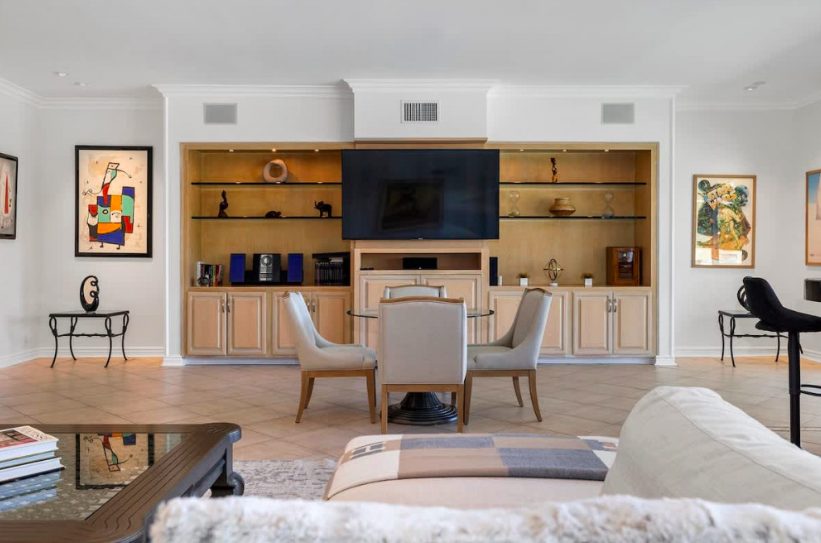 Luxury-Villa-Living-Villa-Angel-LA-USA–05-20 at 12.44.57