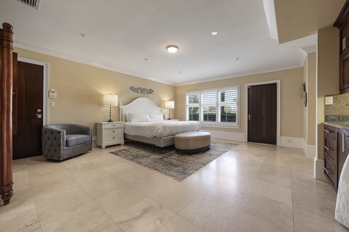 Luxury-Villa-Living-Villa-Destiny-Florida-24 Luxury-Villa-Living-Villa-Destiny-Florida-24