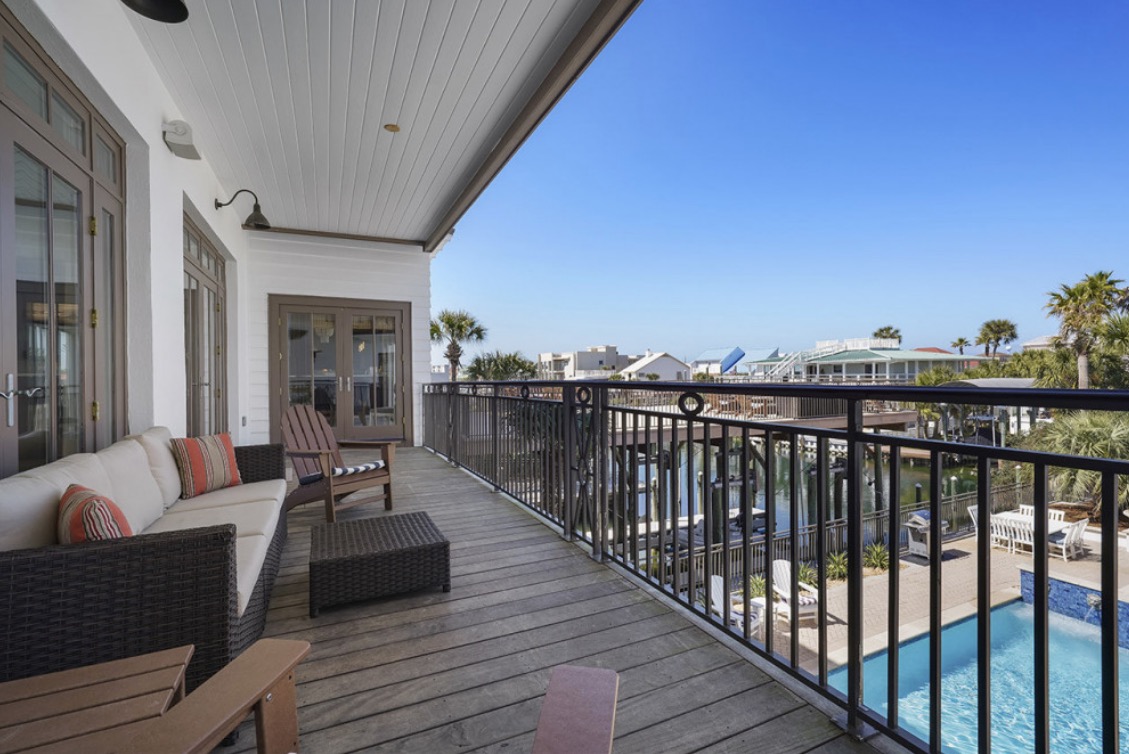 Luxury-Villa-Living-Villa-Destiny-Florida-38 Luxury-Villa-Living-Villa-Destiny-Florida-38