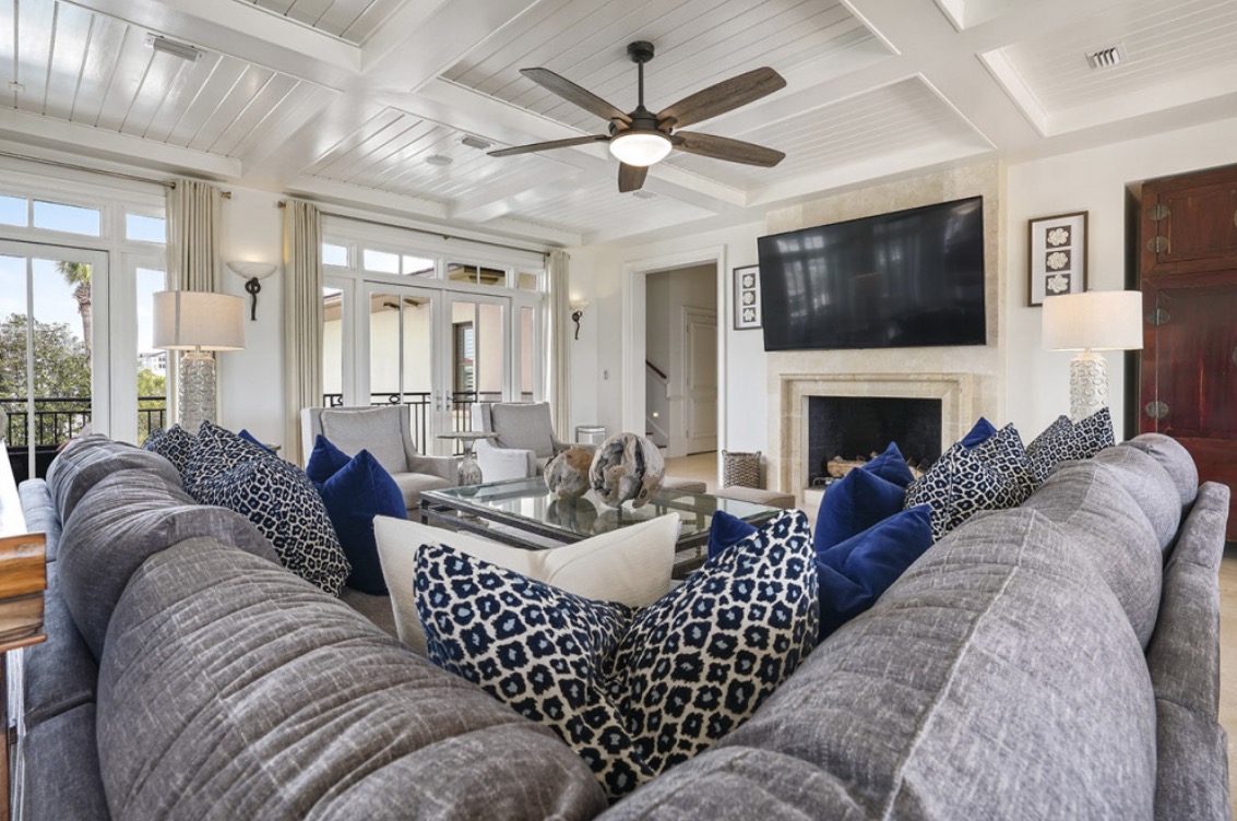 Luxury-Villa-Living-Villa-Destiny-Florida-46 Luxury-Villa-Living-Villa-Destiny-Florida-46