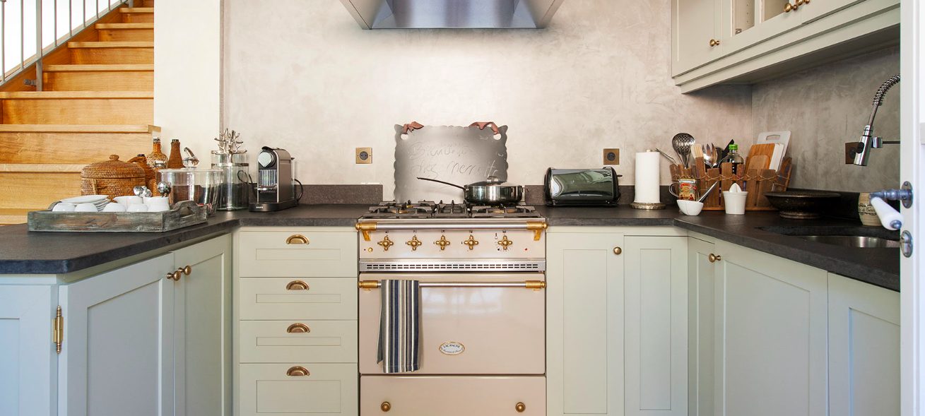 Luxury-Villa-Living-Villa-Fraise-Corsica–05-18 at 09.36.19 Luxury-Villa-Living-Villa-Fraise-Corsica–05-18 at 09.36.19