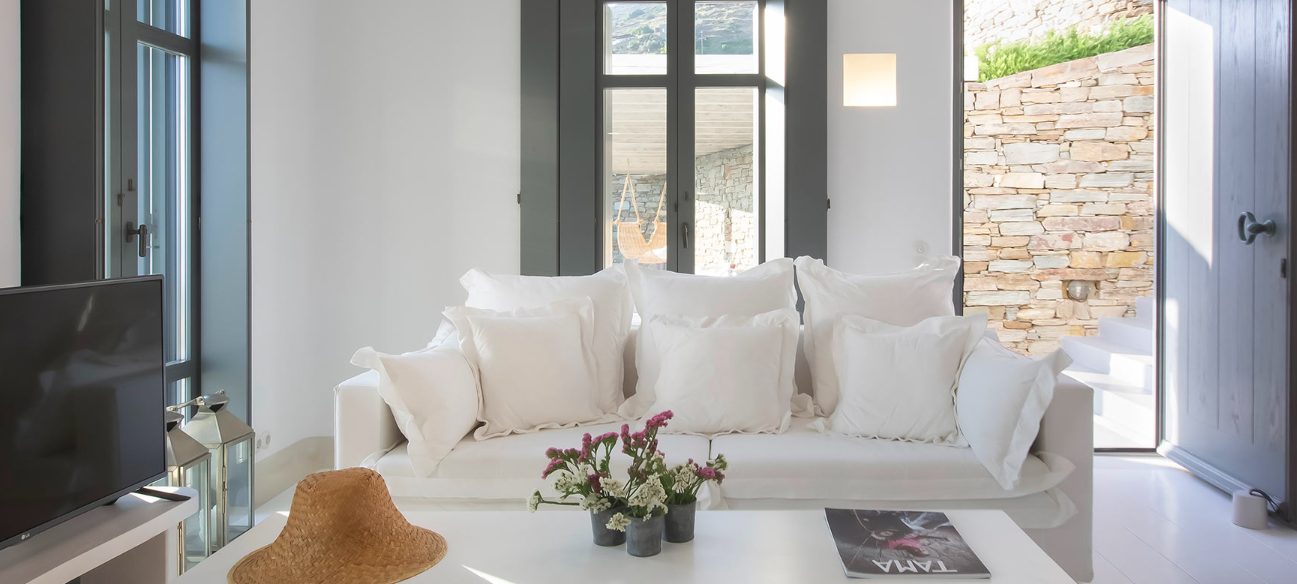 Luxury-Villa-Living-Villa-Kostas-Tinos-Greece–05-22 at 10.08.46 Luxury-Villa-Living-Villa-Kostas-Tinos-Greece–05-22 at 10.08.46