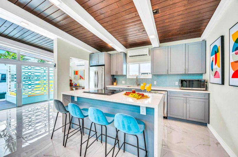 Luxury-Villa-Living-Villa-Light-USA–05-08 at 11.04.12 Luxury-Villa-Living-Villa-Light-USA–05-08 at 11.04.12