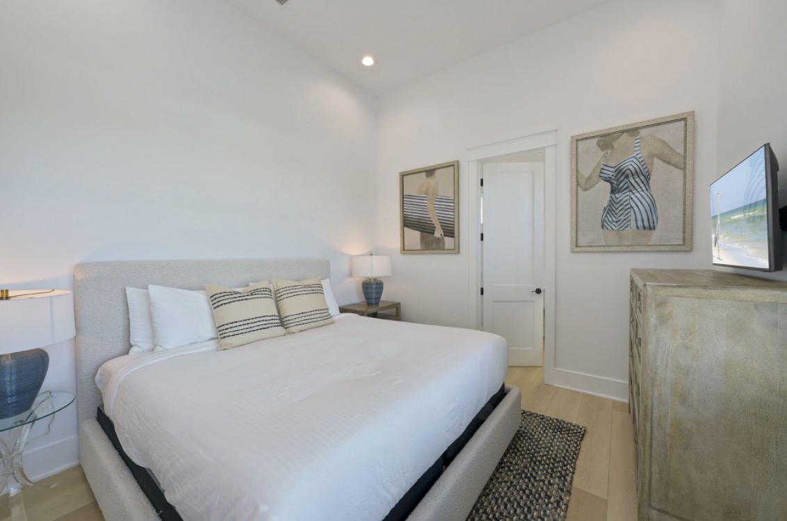 Luxury-Villa-Living-Villa-Orbit-Florida-20 Luxury-Villa-Living-Villa-Orbit-Florida-20