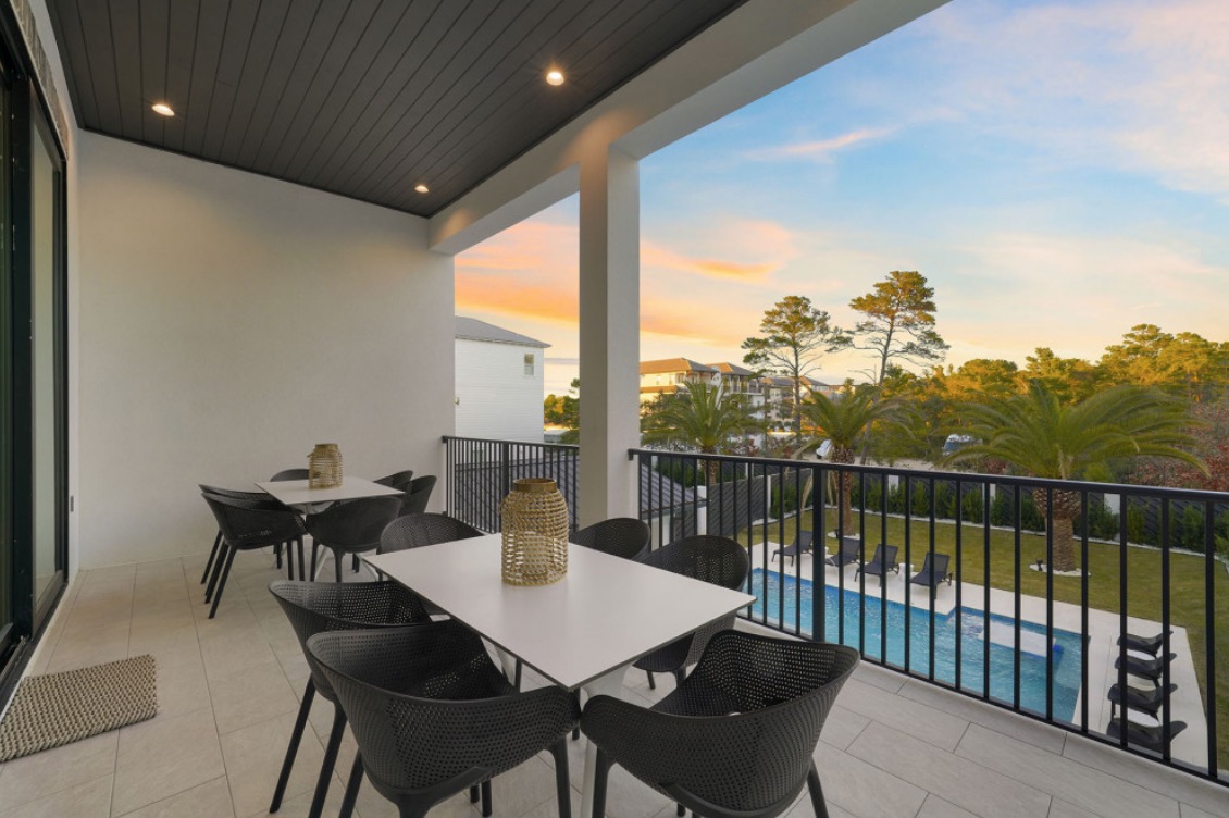 Luxury-Villa-Living-Villa-Orbit-Florida-24 Luxury-Villa-Living-Villa-Orbit-Florida-24