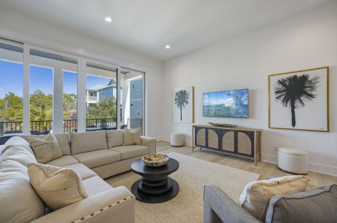 Luxury-Villa-Living-Villa-Orbit-Florida-30 Luxury-Villa-Living-Villa-Orbit-Florida-30