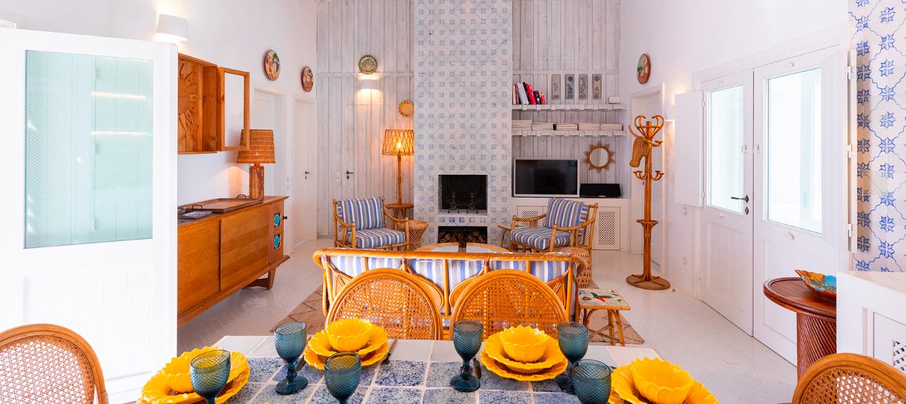Luxury-Villa-Living-Villa-Pessego-Portugal–05-22 at 10.54.40