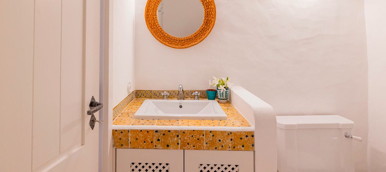 Luxury-Villa-Living-Villa-Pessego-Portugal–05-22 at 10.55.03
