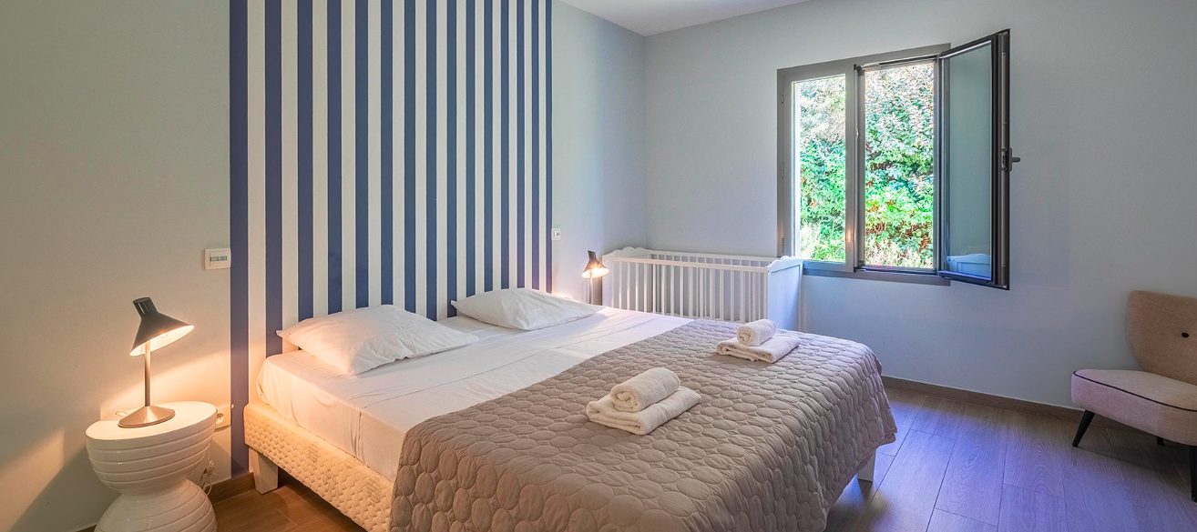 Luxury-Villa-Living-Villa-Poire-Corsica–05-18 at 09.50.38 Luxury-Villa-Living-Villa-Poire-Corsica–05-18 at 09.50.38