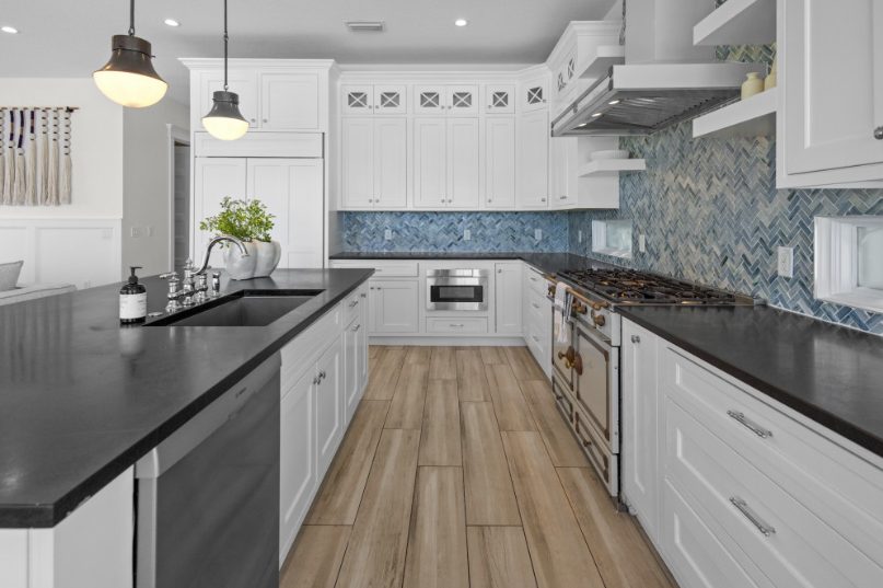 Luxury-Villa-Living-Villa-Shine-USA–05-08 at 10.40.47 Luxury-Villa-Living-Villa-Shine-USA–05-08 at 10.40.47