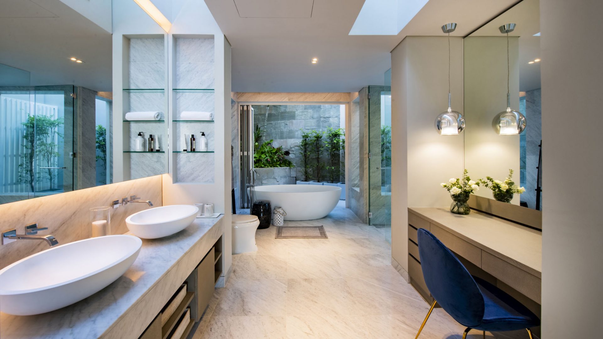 Luxury_Villa_Living_Villa_Borimas_Phuket_Thailand17