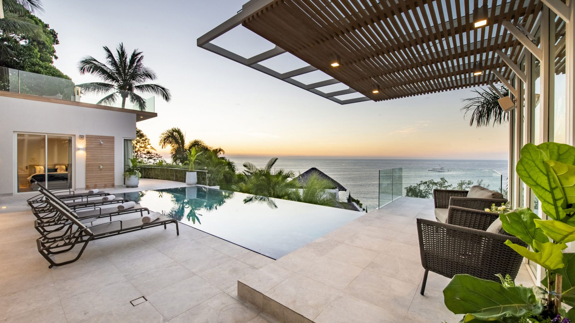 Luxury_Villa_Living_Villa_Borimas_Phuket_Thailand26
