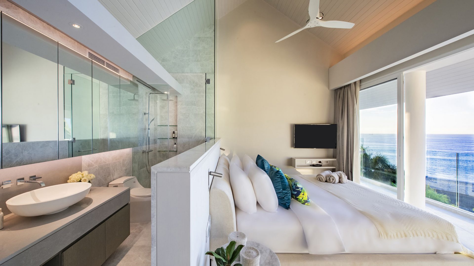 Luxury_Villa_Living_Villa_Borimas_Phuket_Thailand34
