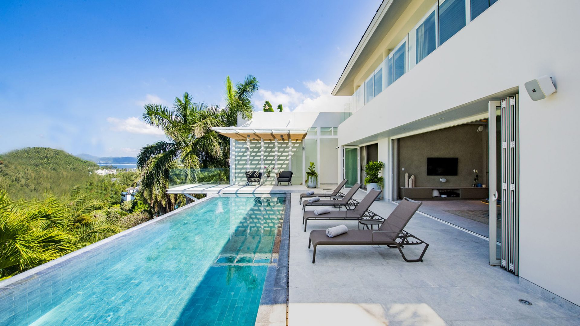 Luxury_Villa_Living_Villa_Borimas_Phuket_Thailand9