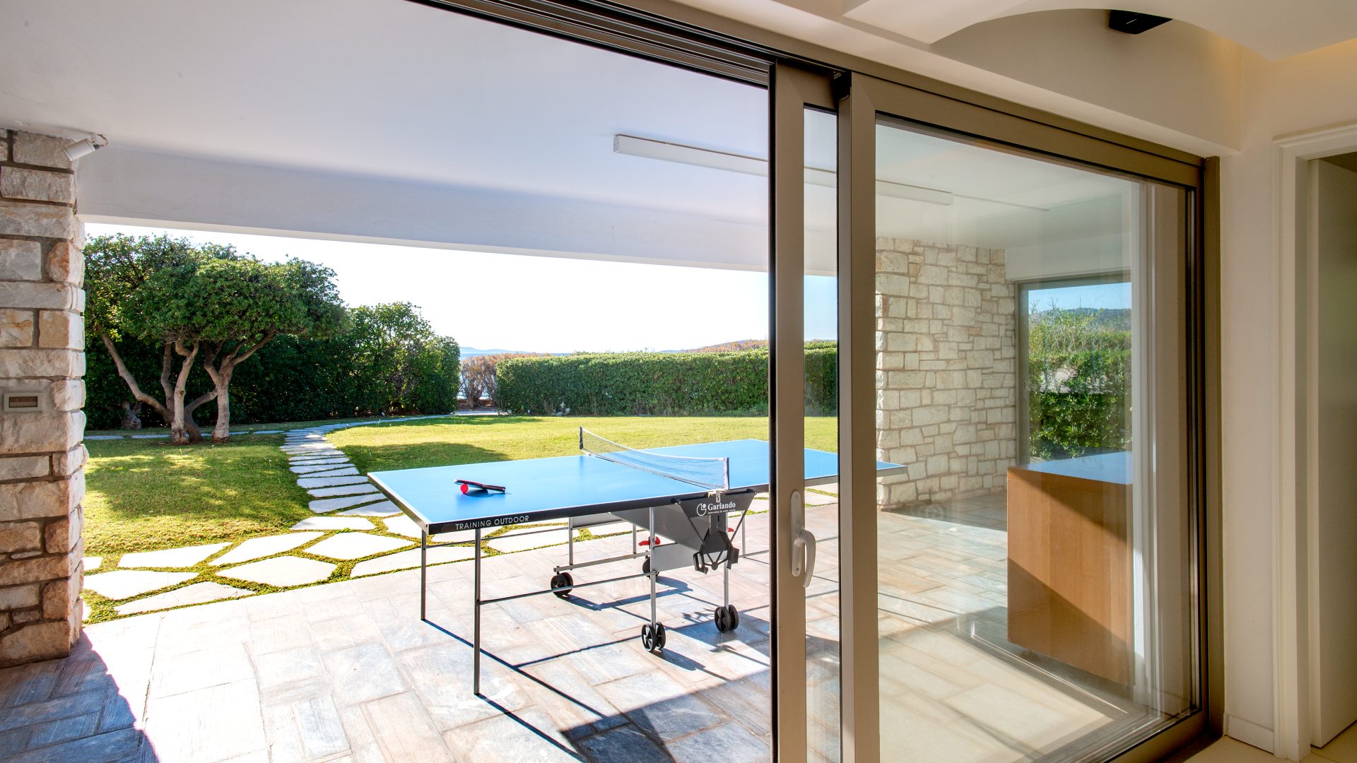 luxury-villa-living-villa-panthera-athens-riviera-attica-greece-16 luxury-villa-living-villa-panthera-athens-riviera-attica-greece-16