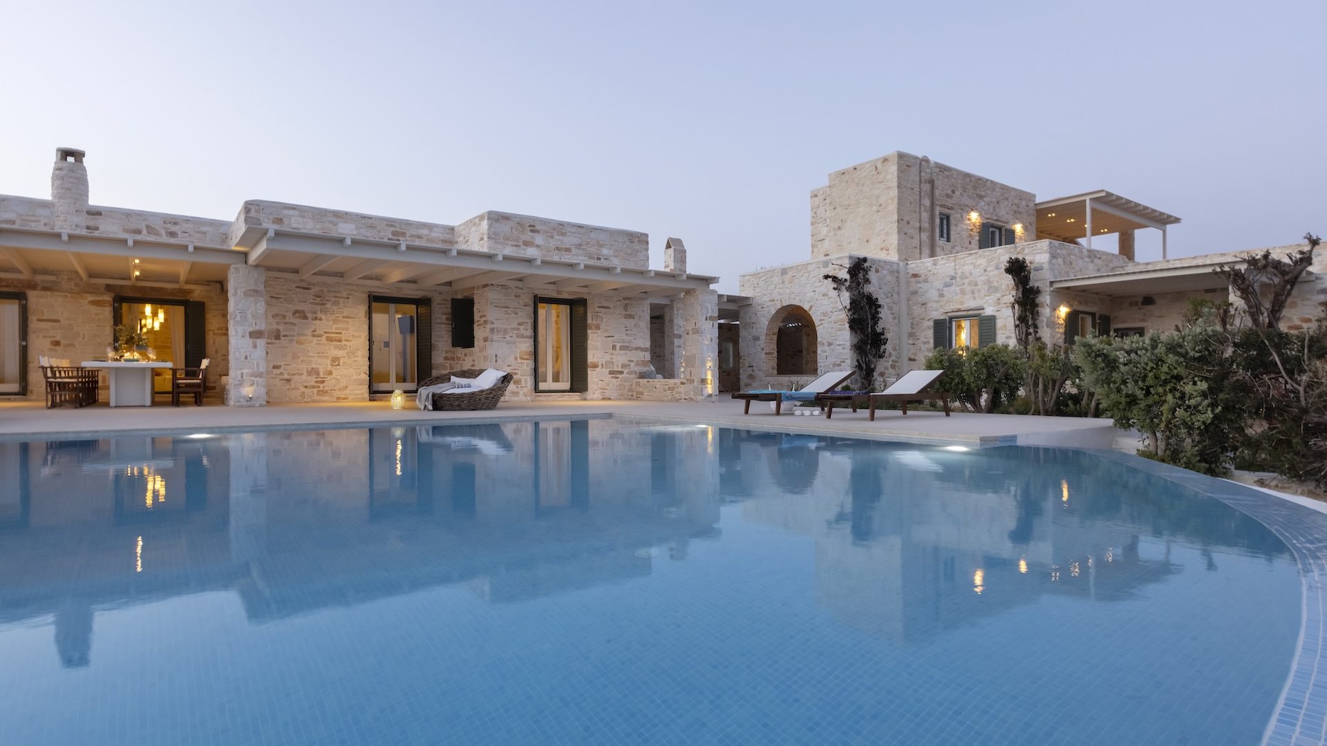 LVL-Luxury-7-bedroom-villa-Paros-villa-muse-7