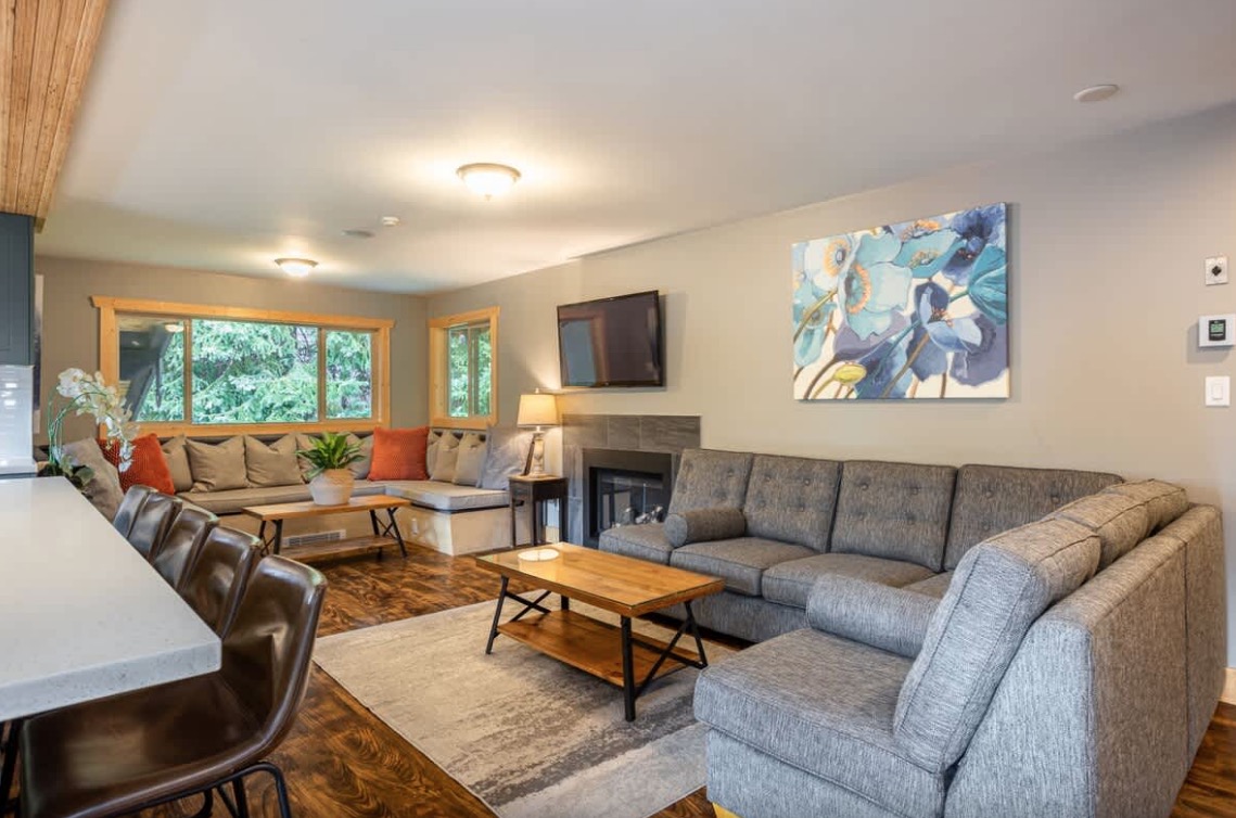 Luxury-Villa-Living-Chalet-Whistler-Canada-22 Luxury-Villa-Living-Chalet-Whistler-Canada-22