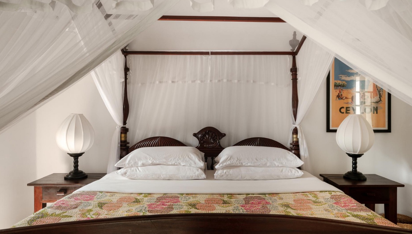 Luxury-Villa-Living-Coconut-Grove-Sri-Lanka-17