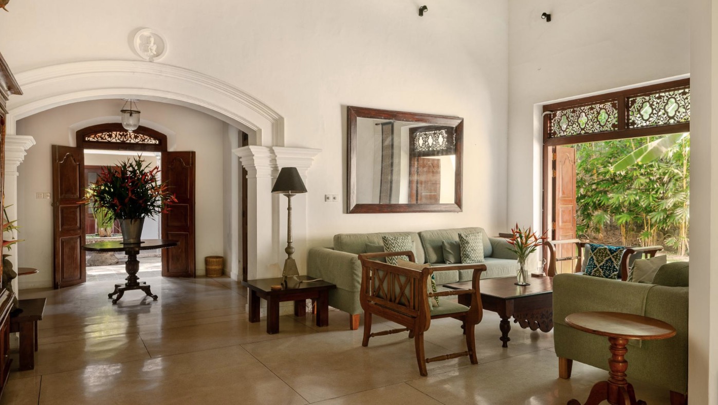 Luxury-Villa-Living-Coconut-Grove-Sri-Lanka-24