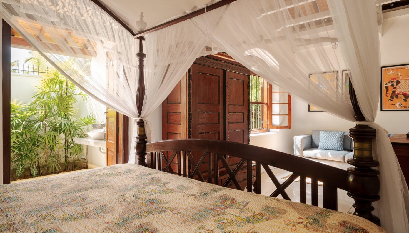Luxury-Villa-Living-Coconut-Grove-Sri-Lanka-8