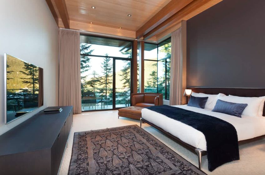Luxury-Villa-Living-Kadenwood-Eagles-Nest-Canada–06-02 at 11.41.04 Luxury-Villa-Living-Kadenwood-Eagles-Nest-Canada–06-02 at 11.41.04