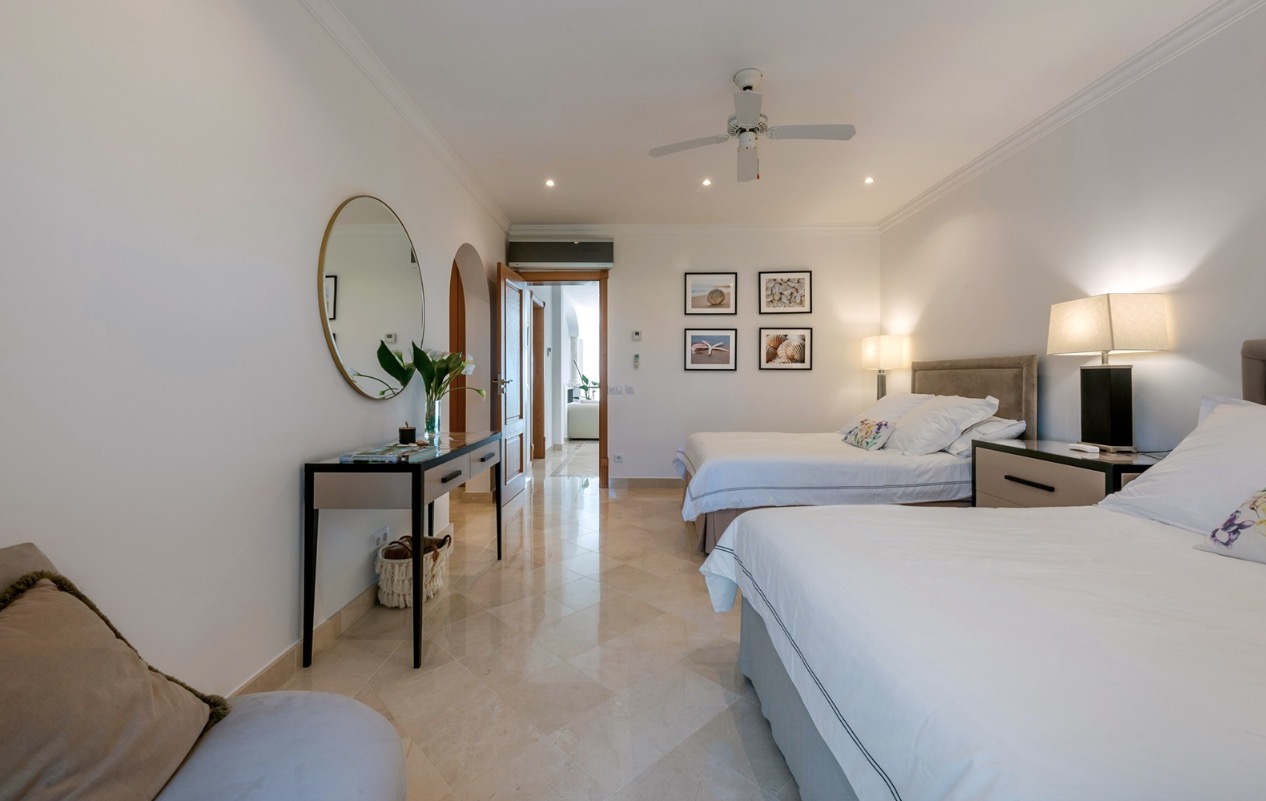 Luxury-Villa-Living-Villa-Juliet-Portugal-10