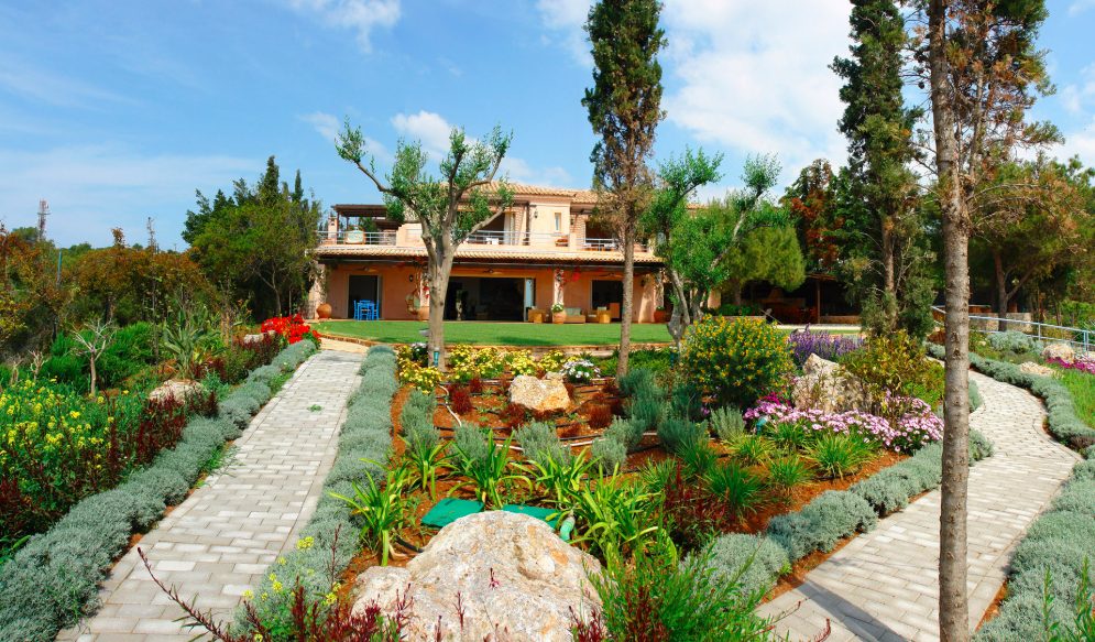 Luxury-Villa-Living-Villa-Solymar-Porto-Heli–06-26 at 11.18.46 Luxury-Villa-Living-Villa-Solymar-Porto-Heli–06-26 at 11.18.46